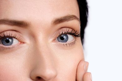 anti-aging-skincare-what-is-the-difference-between-a-cream-and-a-serum